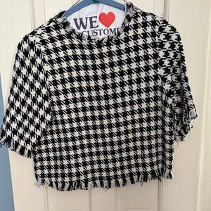 Black and White Houndstooth Top